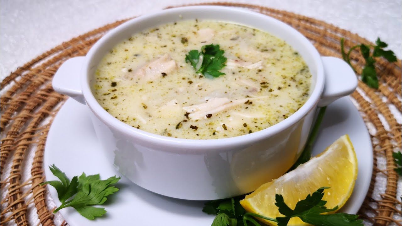 Kremalı Tavuk Suyu Çorbası